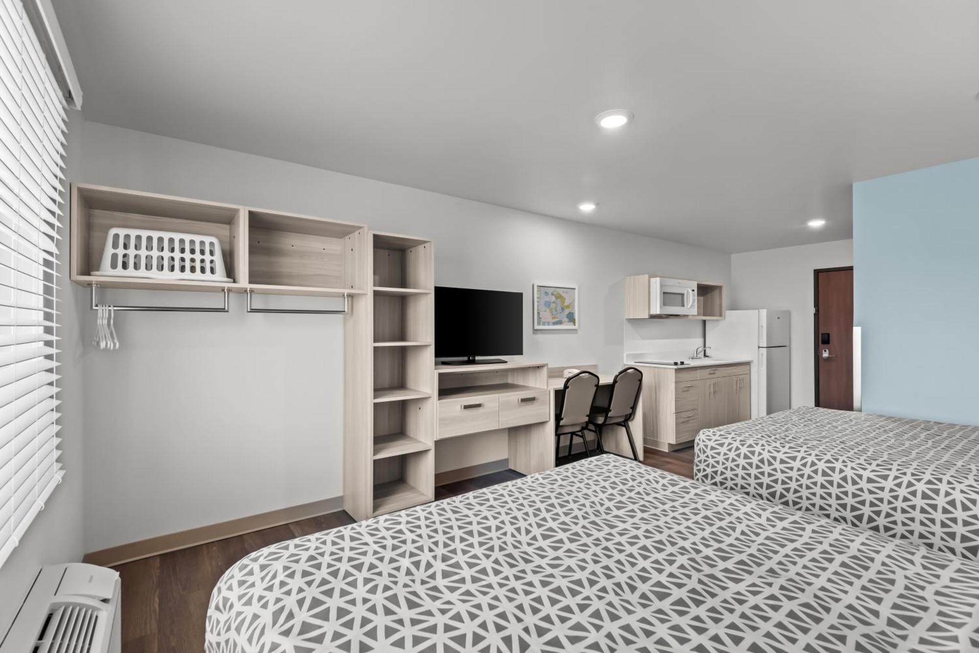 Woodspring Suites Coralville Iowa City Eksteriør billede